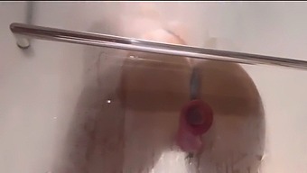 Se Max Ryans Duschdildo Knulla På Sitt Bästa