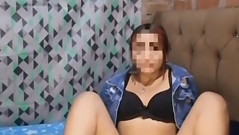 Môj Pedagóg Mi Ponúkol Absolvovanie Známky Výmenou Za Sexuálne Akty