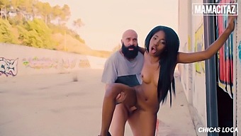 Boni Brown Enjoys A Public Romp In This Hd Video