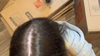 Sờ Và Đụ Cô Gái Nhỏ Bé Không Chuyên Có Khuyên Tai